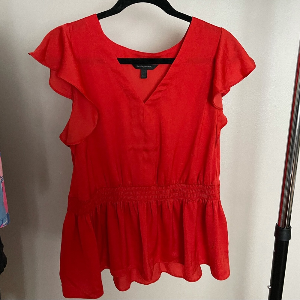 BANANA REPUBLIC short sleeve ruffle sleeve top - S
